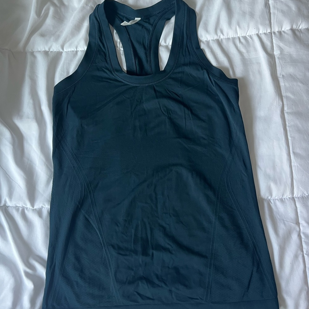 Cute athleta workout tank top